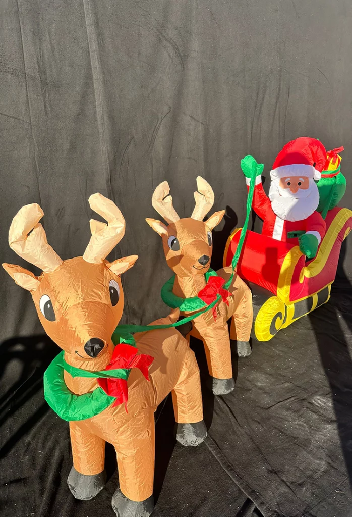 Traîneau gonflable du Père Noël pour animation et décoration de Noël