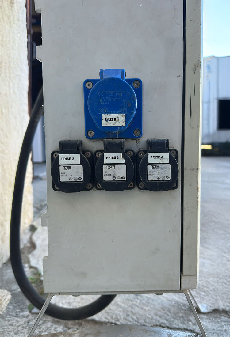 coffret-electrique-en-63-4