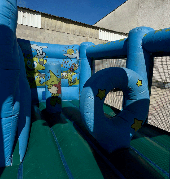 structure-gonflable-parcours-etoile(2)